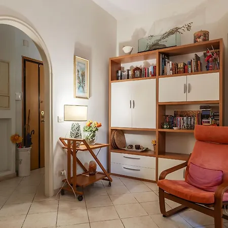Guesthost - Monteverde With Terrace Appartement Rome